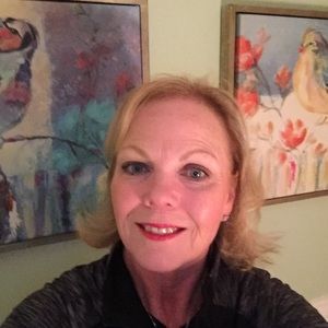 Meet your Posher, Cynthia